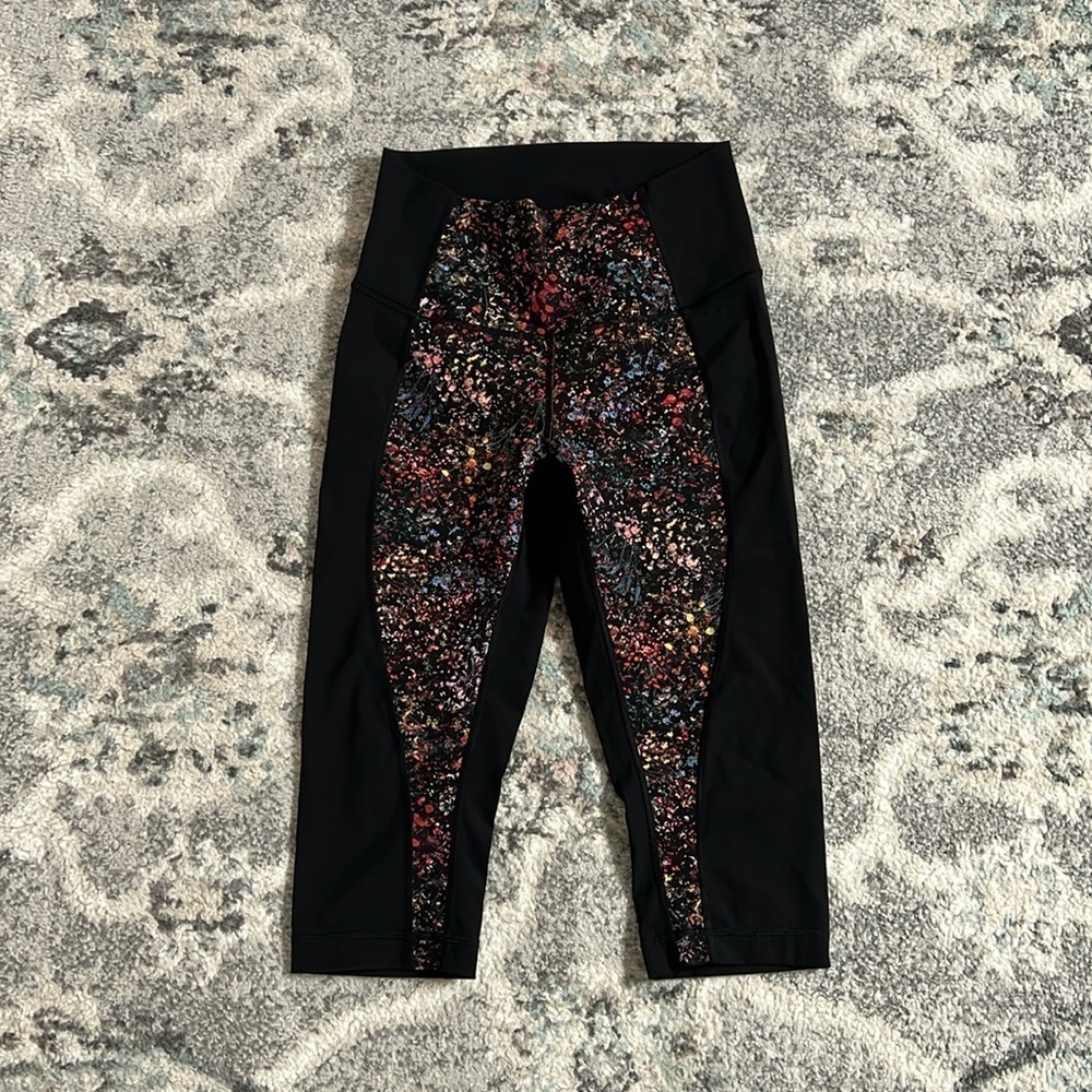 Lululemon Wunder Under Crop High-Rise *Curve 17"